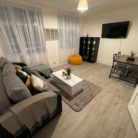 Beautiful 2 Bedroom On Tower Bridge Londres Extérieur photo